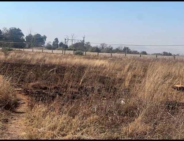 10,881M² VACANT LAND FOR SALE IN HIGHBURY